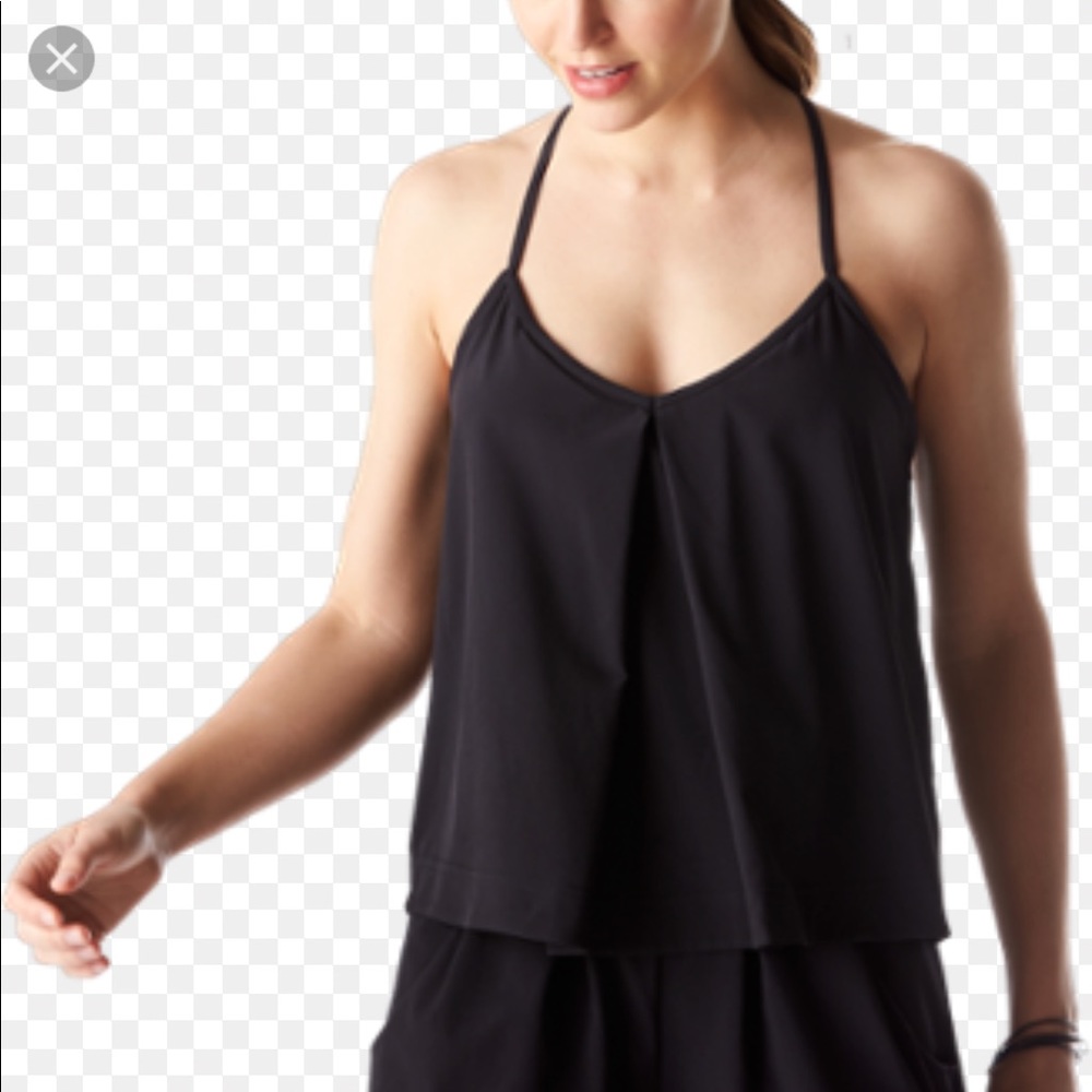 Lucy Unhindered Bra top workout top NWT